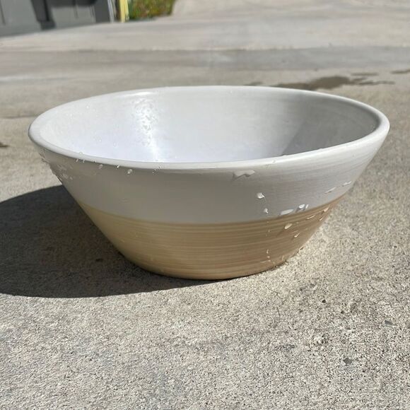 Home Depot | 10 in. Farmhouse White Bowl Planter - Picture 5 of 9